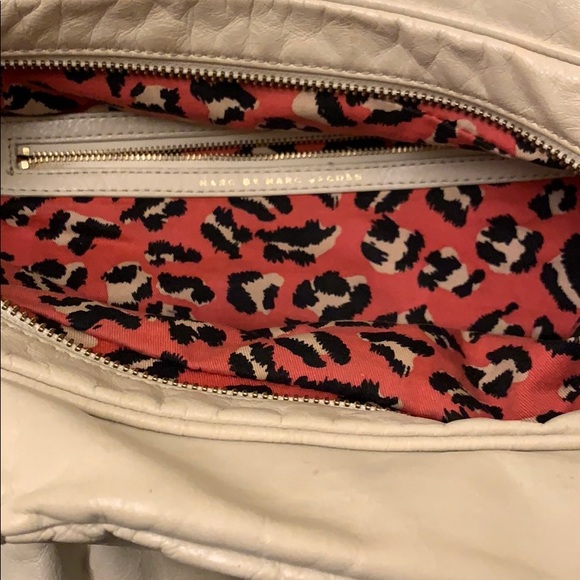 Marc Jacobs Handbag - Picture 2 of 4